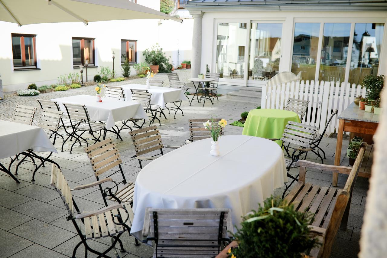 Hotel Burgwirt Deggendorf Ngoại thất bức ảnh