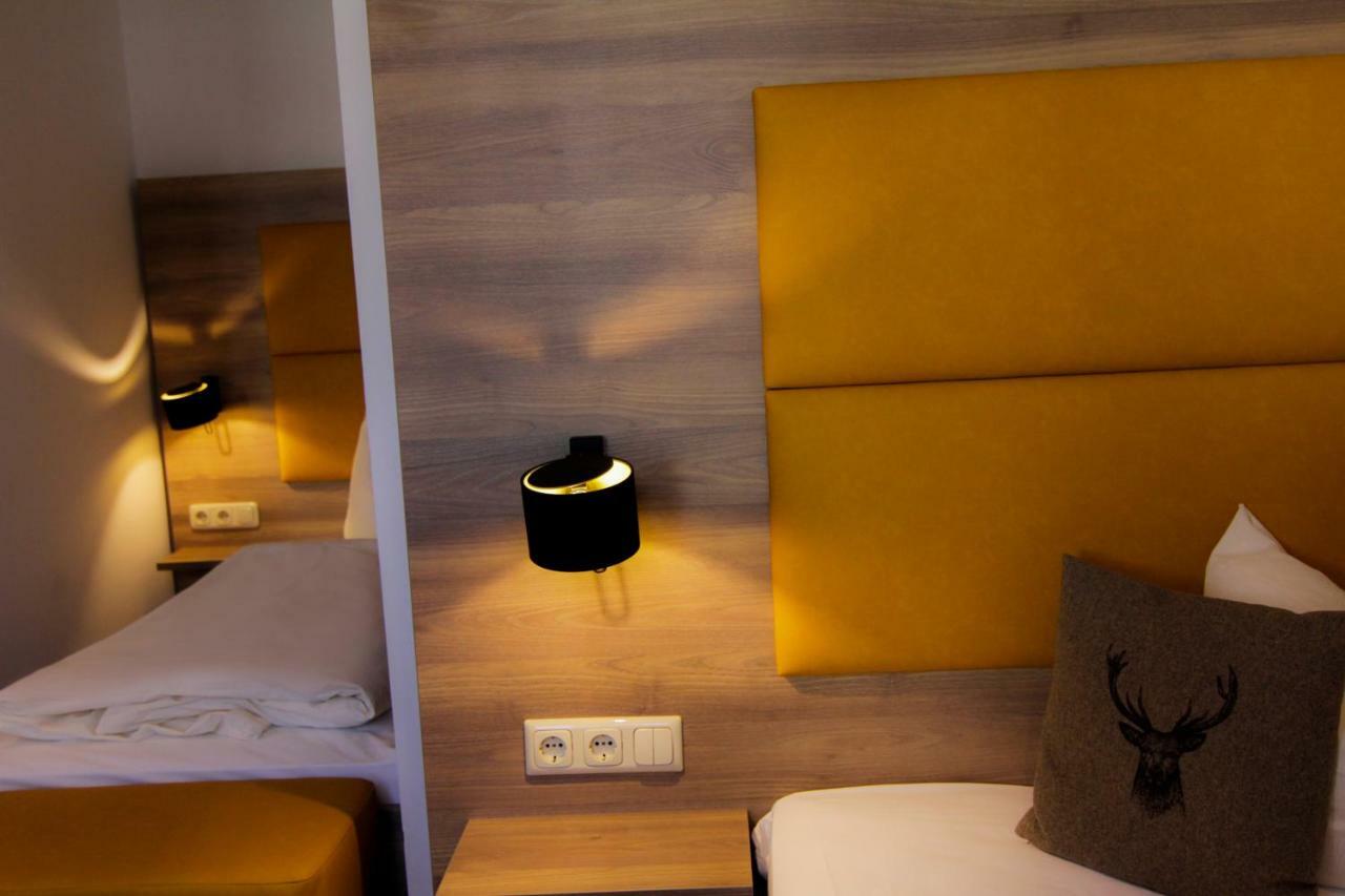 Hotel Burgwirt Deggendorf Ngoại thất bức ảnh